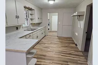 5300 Bayleaf Drive, Fayetteville, NC 28304 - Photo 2