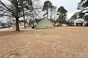 683 Dowfield Dr, Fayetteville, NC 28311 - Photo 4