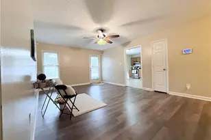 683 Dowfield Dr, Fayetteville, NC 28311 - Photo 16