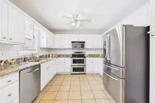 4422 Rose Meadow Dr, Hope Mills, NC 28348 - Photo 14