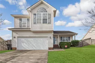 4422 Rose Meadow Dr, Hope Mills, NC 28348 - Photo 2