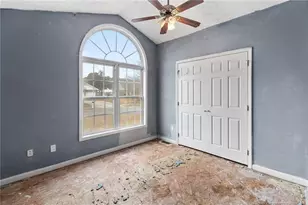 301 Stonewall St, Raeford, NC 28376 - Photo 22