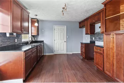 301 Stonewall Street, Raeford, NC 28376 - Photo 8