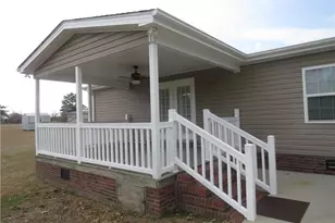 1184 Fisher Rd, Saint Pauls, NC 28384 - Photo 6