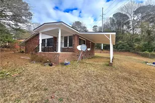 705 Dwain Dr, Fayetteville, NC 28305 - Photo 2