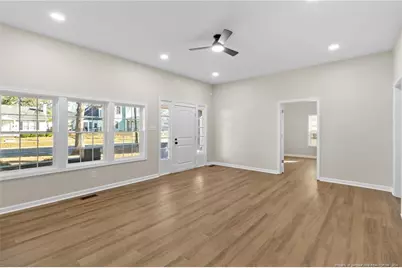 503 W Harnett Street, Dunn, NC 28334 - Photo 10