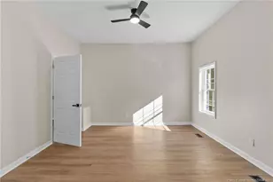 503 W Harnett St, Dunn, NC 28334 - Photo 24