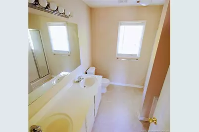 328 Roundtree Drive, Fayetteville, NC 28303 - Photo 14