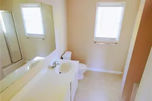 328 Roundtree Dr, Fayetteville, NC 28303 - Photo 14