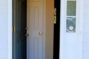 328 Roundtree Dr, Fayetteville, NC 28303 - Photo 2