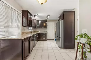 362 Peachtree Ln, Sanford, NC 27332 - Photo 12