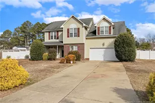 362 Peachtree Ln, Sanford, NC 27332 - Photo 2