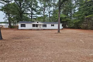 21981 McIntosh Rd, Wagram, NC 28396 - Photo 2