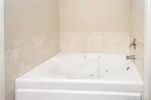 917 Cora Lee Dr, Fayetteville, NC 28303 - Photo 22