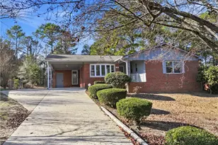 2015 Corrinna St, Fayetteville, NC 28301 - Photo 2