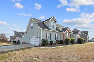 803 Danelaw Dr, Hope Mills, NC 28348 - Photo 2