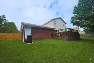 8909 Tibs Run Dr, Fayetteville, NC 28314 - Photo 2