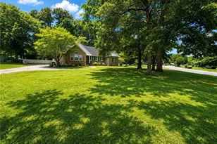 3025 Princeton St, Lumberton, NC 28360 - Photo 4