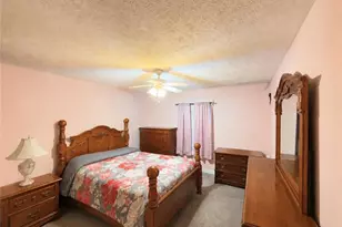3025 Princeton St, Lumberton, NC 28360 - Photo 14