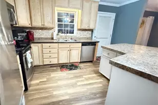 3025 Princeton St, Lumberton, NC 28360 - Photo 4