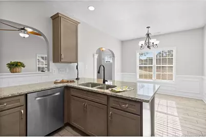 2053 Yellowbrick Road, Fayetteville, NC 28314 - Photo 16