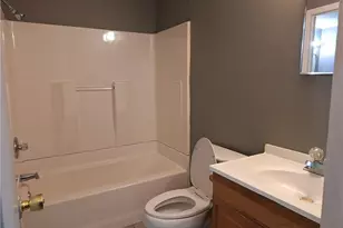 2525 Vestal Ave, Fayetteville, NC 28301 - Photo 8