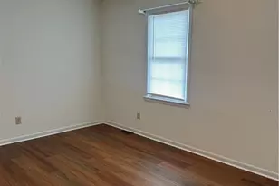 3702-1 Cliffridge Dr, Lumberton, NC 28358 - Photo 6