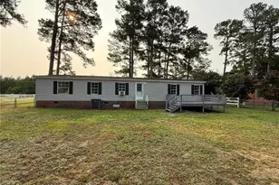 21040 McLaughlin Rd, Laurinburg, NC 28352 - Photo 2