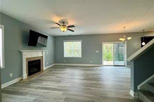 2100 Feathercombe Court, Fayetteville, NC 28306 - Photo 4