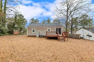 526 W Weatherspoon St, Sanford, NC 27330 - Photo 32