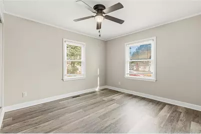 526 W Weatherspoon Street, Sanford, NC 27330 - Photo 22