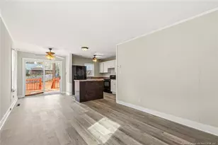 526 W Weatherspoon St, Sanford, NC 27330 - Photo 8