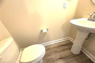 4802 Headwind Dr, Fayetteville, NC 28306 - Photo 8