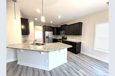 4802 Headwind Drive, Fayetteville, NC 28306 - Photo 4