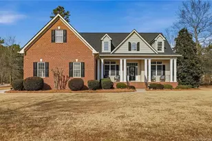 5204 Pin Oak Dr, Lumberton, NC 28358 - Photo 1