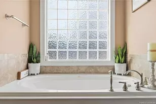 5204 Pin Oak Dr, Lumberton, NC 28358 - Photo 22