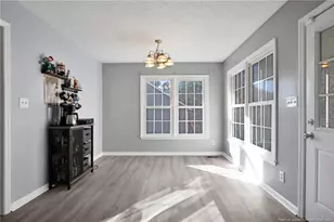 818 Eagle Landing Dr, Hope Mills, NC 28348 - Photo 12