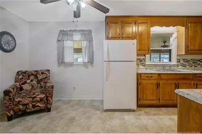 322 Lafayette Street, Saint Pauls, NC 28384 - Photo 10