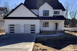 416 Stable Ct, Linden, NC 28305 - Photo 2