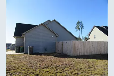 2142 Yates Ranch Road, Hope Mills, NC 28348 - Photo 6