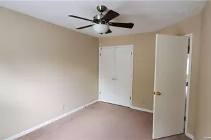 1010-6 Brookhollow Dr, Fayetteville, NC 28314 - Photo 12