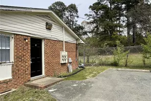 4956 Fieldcrest Dr, Fayetteville, NC 28303 - Photo 2