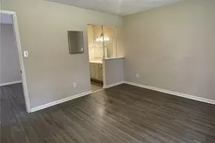 4956 Fieldcrest Dr, Fayetteville, NC 28303 - Photo 10