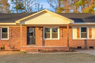 341 Bollinger Ave, Lumberton, NC 28360 - Photo 4