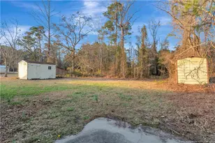 341 Bollinger Ave, Lumberton, NC 28360 - Photo 36