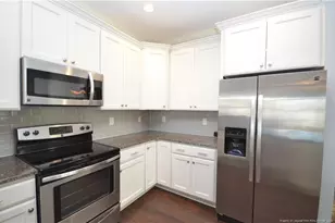 914 W Rowan St, Fayetteville, NC 28301 - Photo 12