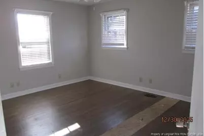 2410 N Roberts Avenue, Lumberton, NC 28358 - Photo 6