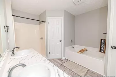 7706 Eunice Drive, Fayetteville, NC 28306 - Photo 14