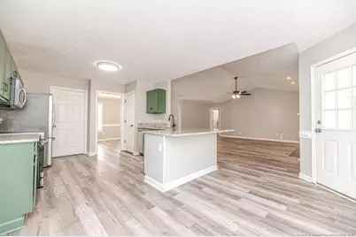 7706 Eunice Drive, Fayetteville, NC 28306 - Photo 8