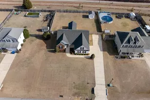 6649 Hillbrook Rd, Hope Mills, NC 28348 - Photo 2